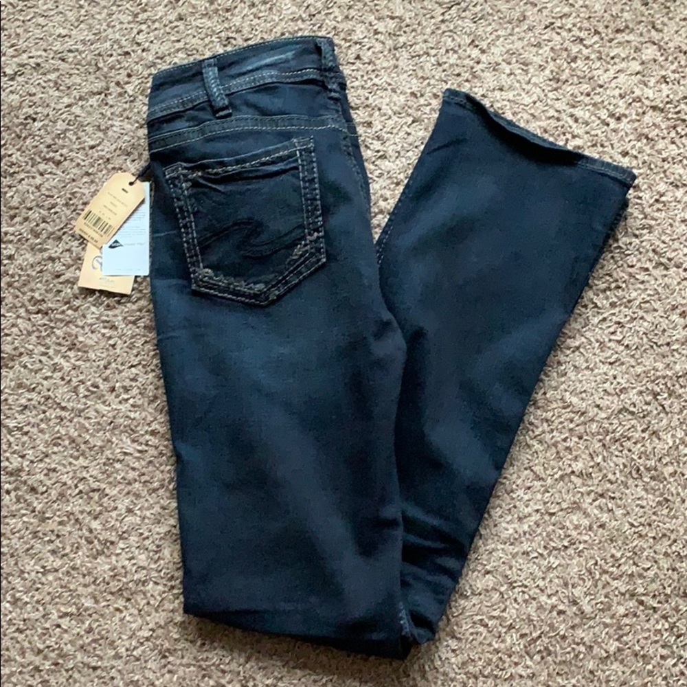 Dark wash Silver Suki slim bootcut jeans 30x33 NWT